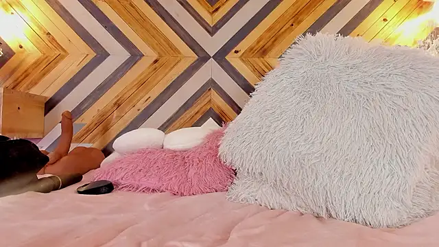 ZairaVanCleef webcam