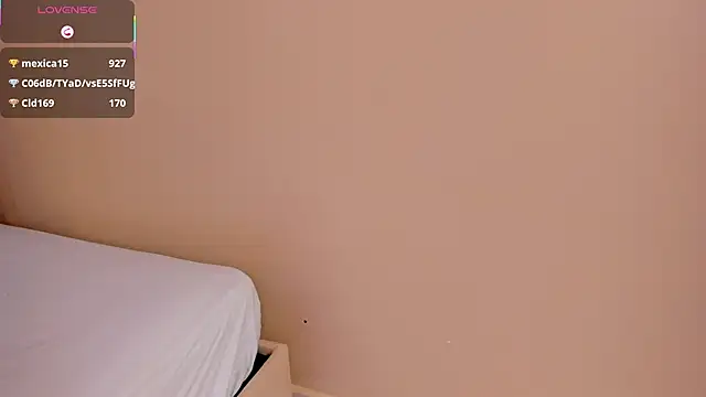 julieta_rosee webcam