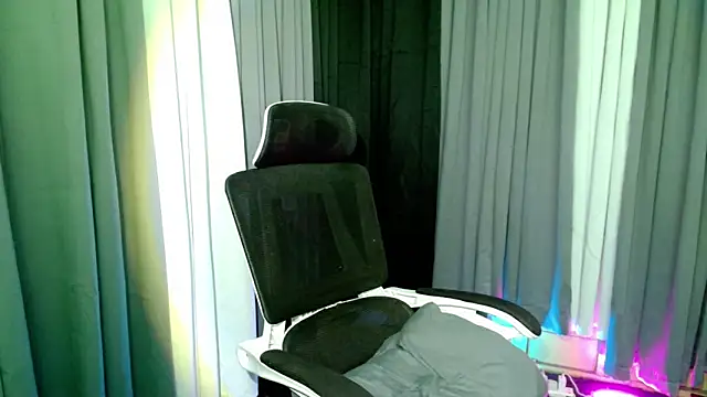 YourPrettyBella_TS webcam