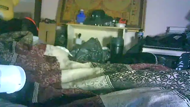 ON3YOULLN3VER_FIR3 webcam