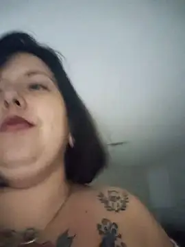 Divine_Pouvoir webcam