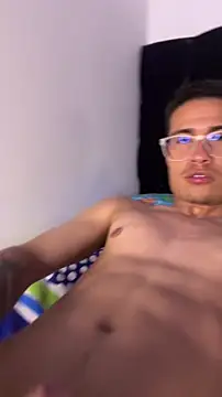Latin_Paisa_Boy webcam