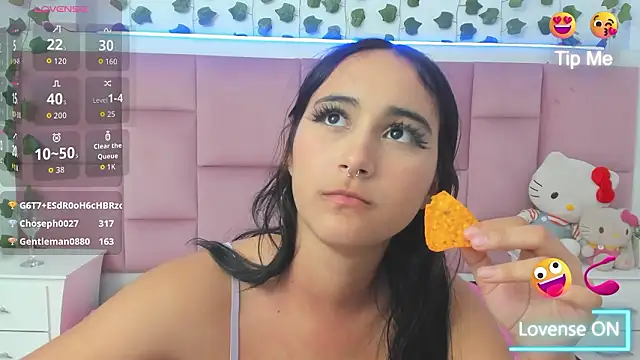 LeslieCute69 webcam