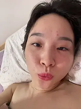 美女Y2Luvk在线直播