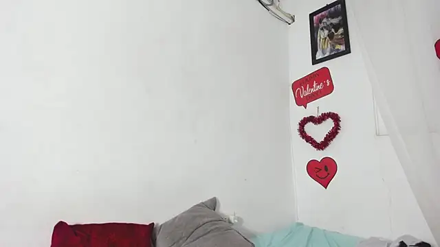 Laura_and_Kevin webcam