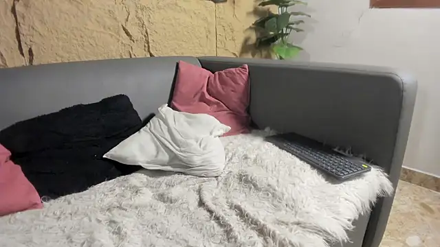 elliot_colton webcam