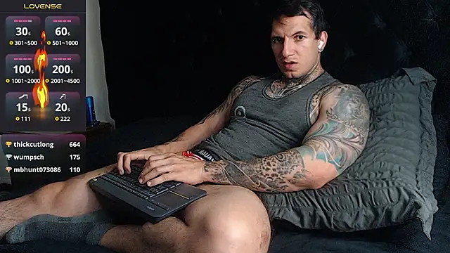 Shane_Clay webcam