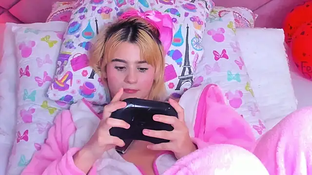 ChloeLaurentt webcam