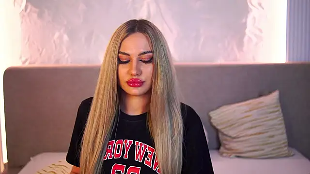 Chloe_GraceeX webcam