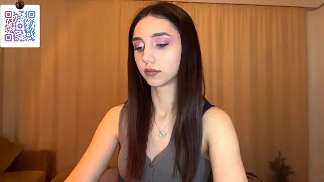 linamour - LinaMour's free webcam - UK Sex Cams