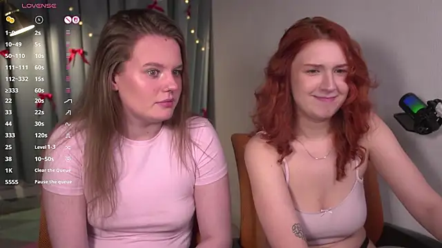 agatha_gris - Agatha_Gris's free webcam - UK Sex Cams