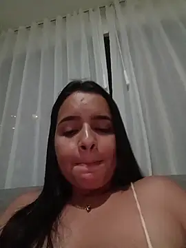 Julieth_hot-69 webcam