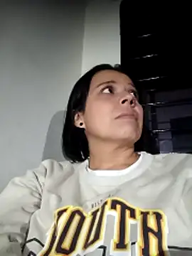 rossyalvarez - RossyAlvarez's free webcam - UK Sex Cams