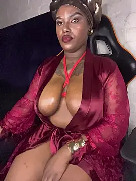 QUEEN_NOBUHLE_FEMDOM_777