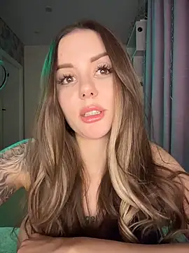 Alina_Vibe_Me webcam