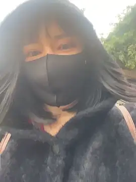 美女Mia-zhan在线直播