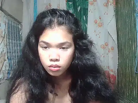 Sweetestsiner webcam