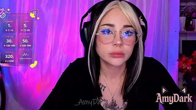 _AmyDark webcam