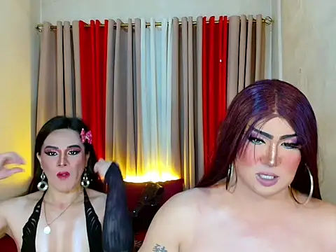 Incredible_Shemale webcam