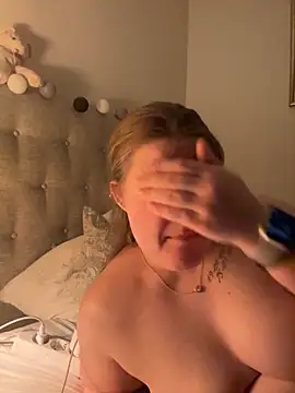 justsomeoneuknow webcam