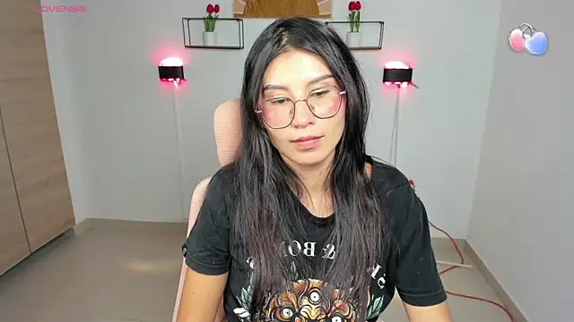 emily_villamil webcam