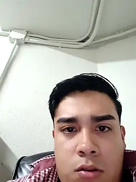 Yosoyelmismo-6737 webcam