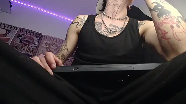 Anhony_Muscle webcam