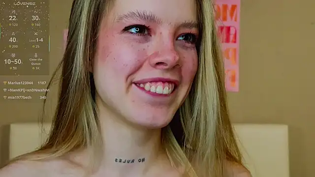 TiffinyMergist webcam