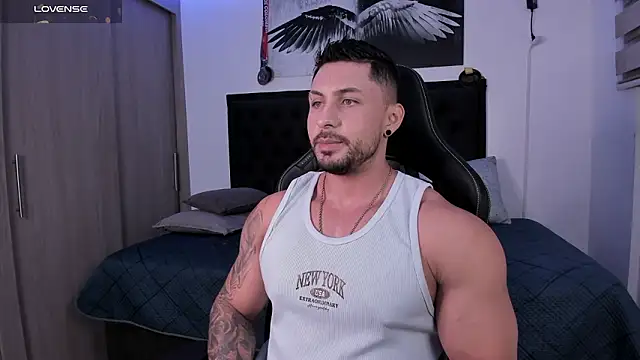 santi_aesthetic webcam