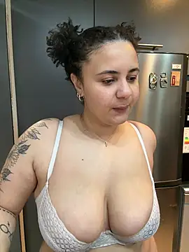 babychanntal - BabyChanntal's free webcam