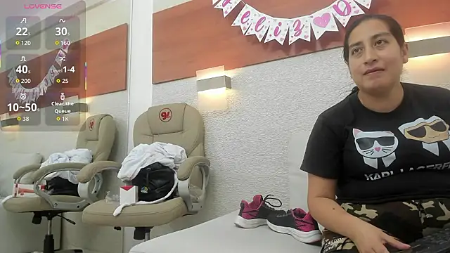 salome_morris webcam