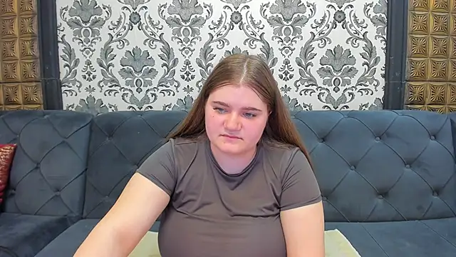 LissaBigTitts webcam