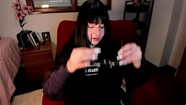 fallengangel - Fallengangel's free webcam - UK Sex Cams