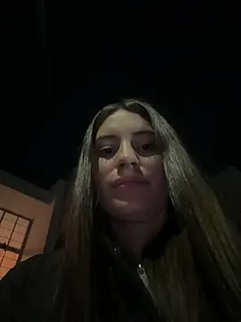 Isabella21_ webcam