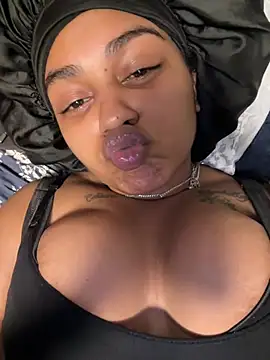 SUGARBABEWETCREMEHONEY webcam