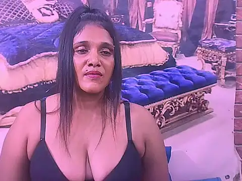 IndianSexyLady20 webcam
