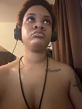 nickytheehawtie webcam