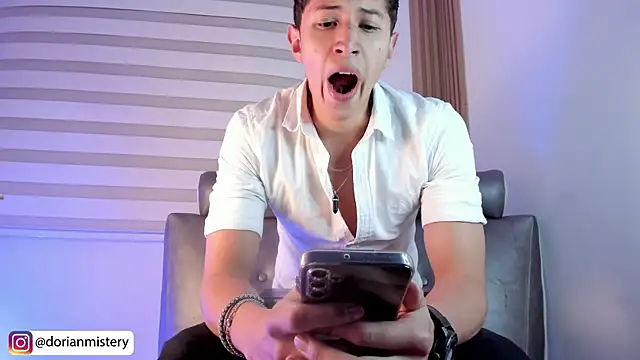 Dorianmistery2322_ webcam