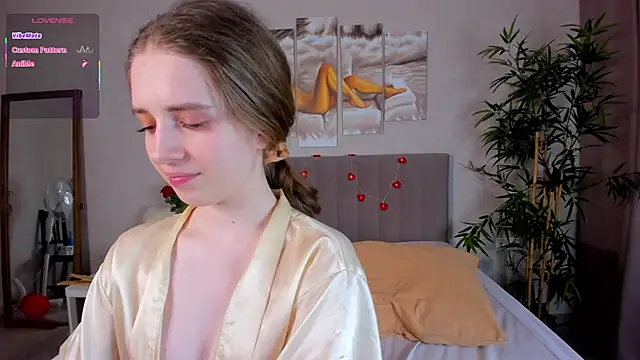 Camilla_Kelly webcam