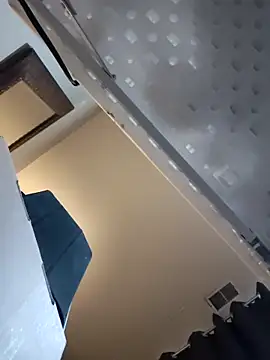 NatalieGainer_goodies webcam