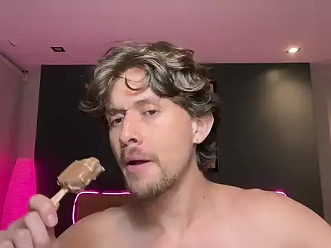 mcklister_kinky_feets webcam