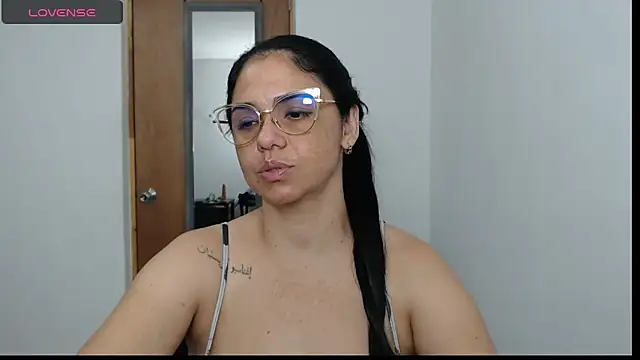 selena_ferri webcam