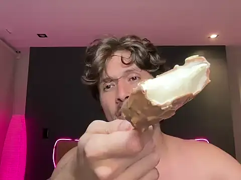 mcklister_kinky_feets webcam