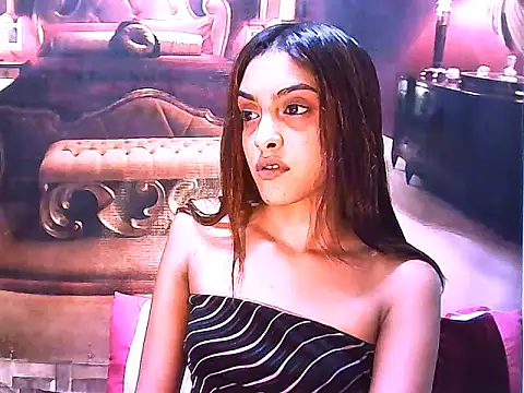 IndianPretty14u2Luv webcam