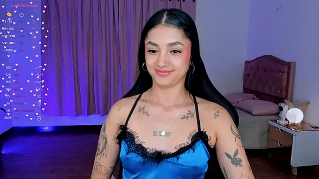 Lizzie_corner_v webcam