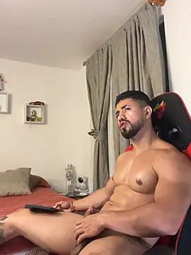 Ezzio_Scolaro webcam