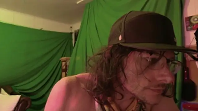 MasterDaddyCool webcam