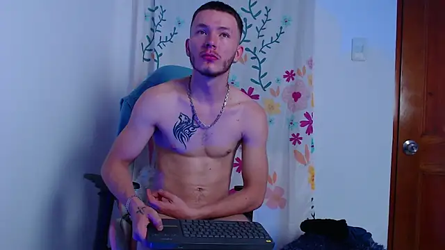 Ariana_Esteban07 webcam