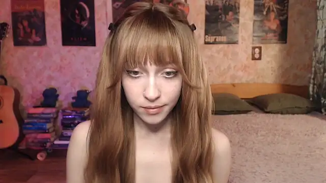 Friendly_Ellie webcam