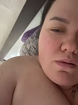 SunnyLeila2101 webcam